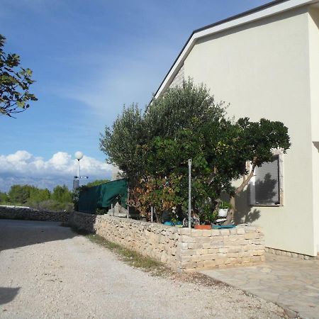Ruzica Apartments Vir Luaran gambar