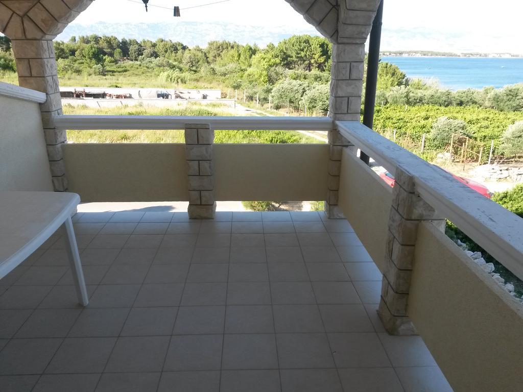 Ruzica Apartments Vir Luaran gambar