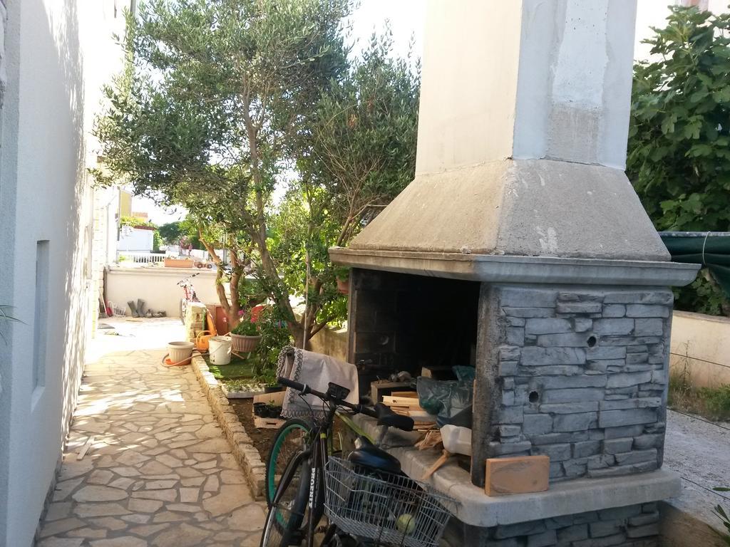 Ruzica Apartments Vir Luaran gambar