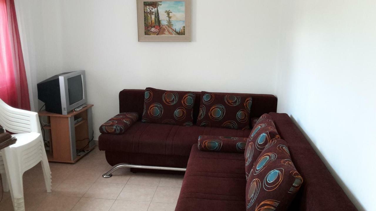 Ruzica Apartments Vir Luaran gambar